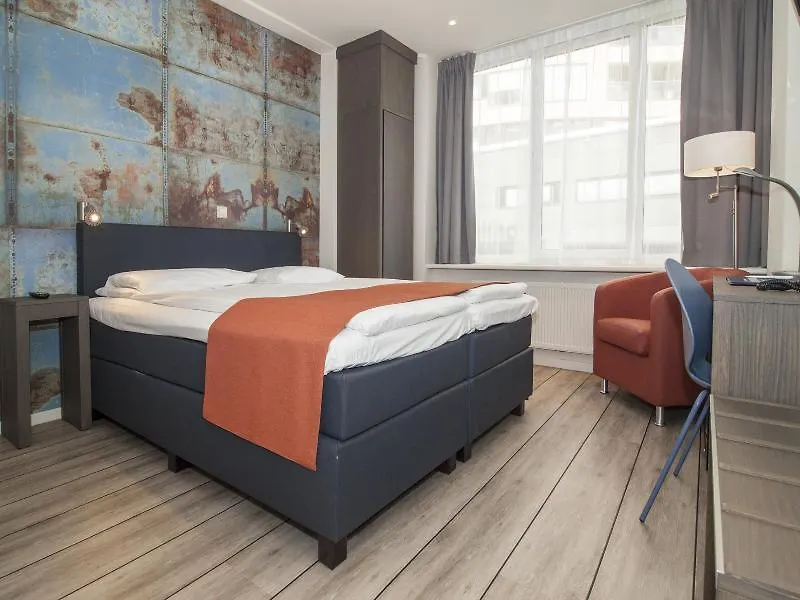 Thon Hotel Rotterdam City Centre 3*,